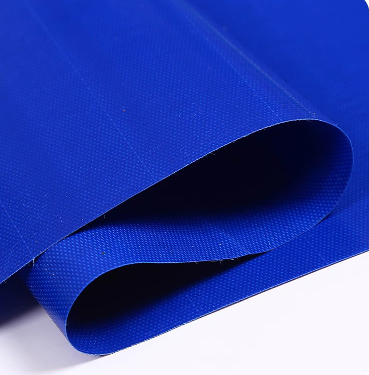 Care este durata de viață a prelatei din PVC?